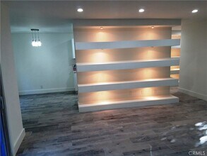 811 6th St, Unit 103 in Santa Monica, CA - Building Photo - Building Photo