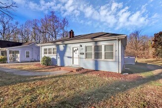 1839 Arnold Dr in Charlotte, NC - Building Photo - Building Photo