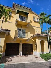 2512 SW 14th Ave in Fort Lauderdale, FL - Building Photo - Building Photo