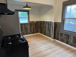 12509 Maple Ave in Cleveland, OH - Building Photo - Building Photo