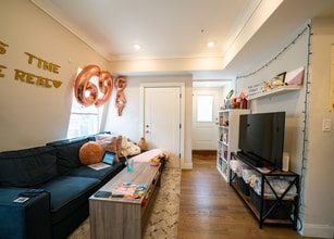 68 Day St, Unit 3 in Boston, MA - Building Photo - Building Photo