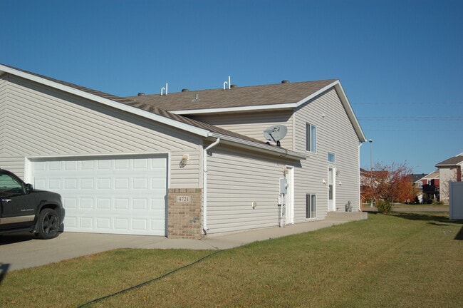 property at 4721 Townsite Pl S