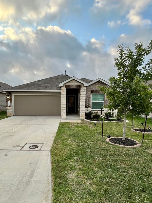 property at 5726 Cicada Cir