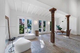 16 Palm Ave in Miami Beach, FL - Building Photo - Building Photo