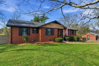 2820 Donna Hill Dr in Nashville, TN - Building Photo - Building Photo