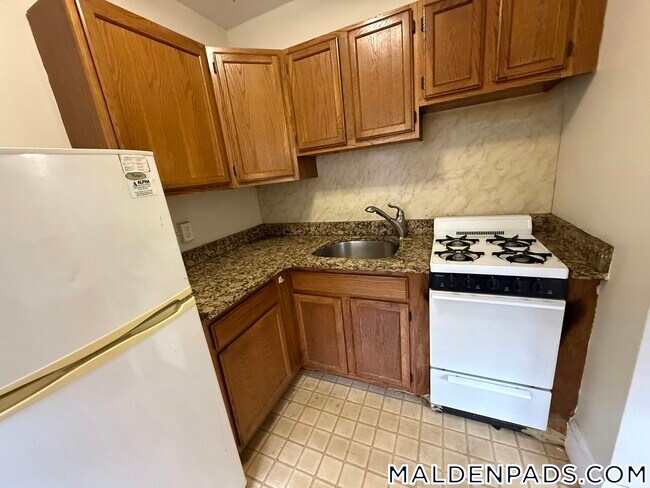 349 Pleasant St