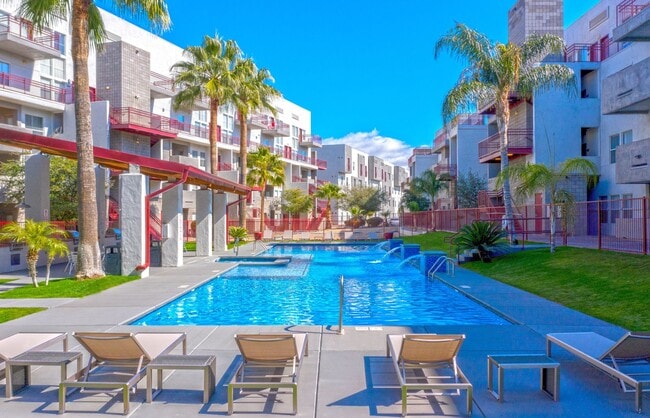 The Seasons Apartments Tucson