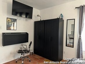 302 Madison St in San Antonio, TX - Building Photo - Building Photo