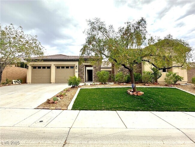2745 Borthwick Ave in Henderson, NV - Building Photo - Building Photo