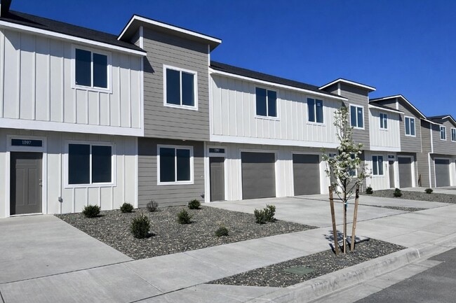 The Ridge Townhomes