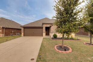 1009 Branding Iron Ln, Unit Apt B in Princeton, TX - Building Photo