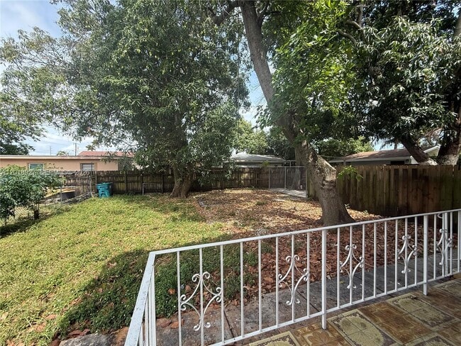 property at 435 NW 44th Ave