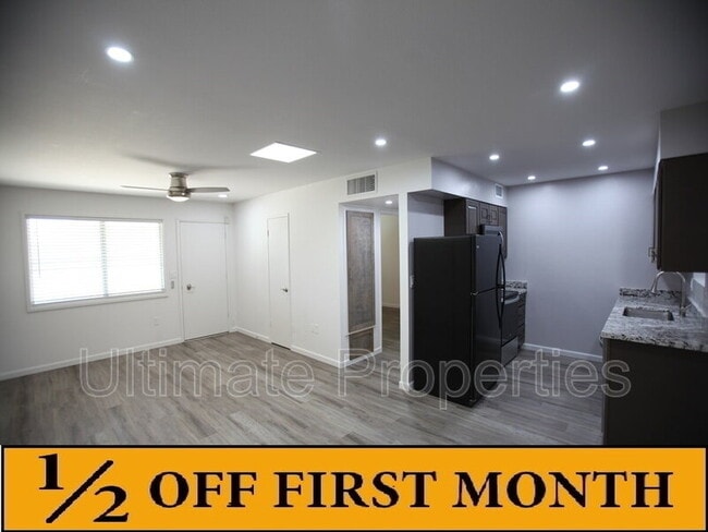 property at 10418 W Deanne Dr