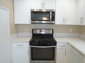 Stonewood Apartments in Brea, CA - Building Photo