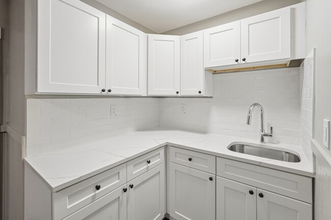 property at 44 Pratt St