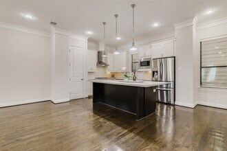 1506 Johnson St in Houston, TX - Building Photo - Building Photo
