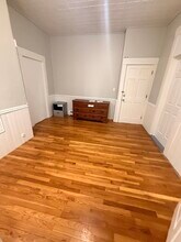 117 Coburn St in Lowell, MA - Building Photo - Building Photo