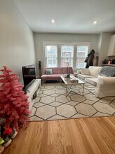 101 Kilsyth Rd, Unit 3 in Boston, MA - Building Photo - Building Photo