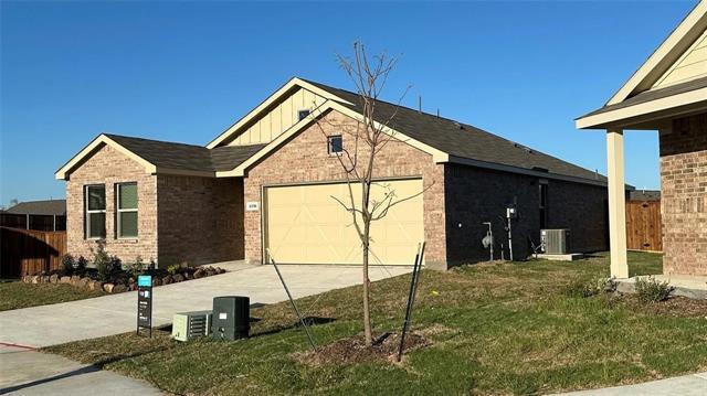 property at 2836 Ozark Cir