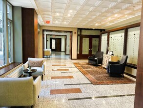 152 Campau Cir NW in Grand Rapids, MI - Building Photo - Building Photo