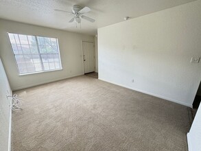 3701 Ys Pak Ct in Killeen, TX - Foto de edificio - Building Photo