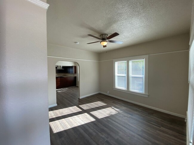 622 N Palm Ave in Fresno, CA - Building Photo - Building Photo