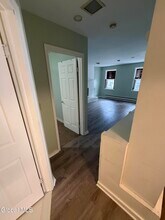 56 S Swan St in Albany, NY - Building Photo - Building Photo