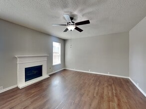 18810 Woodglen Shadows Dr in Humble, TX - Building Photo - Building Photo