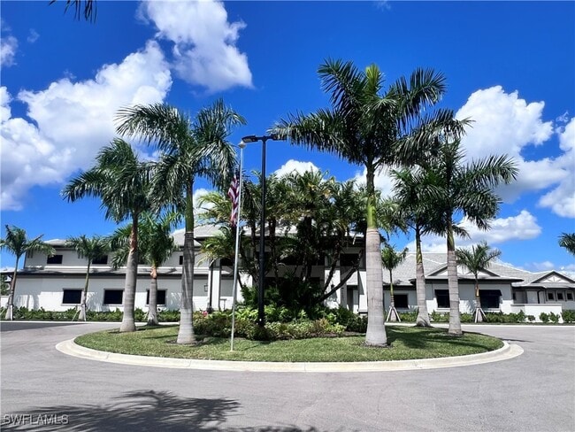 property at 14251 Heritage Landing Blvd