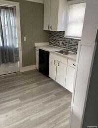 2332 Fordham St photo'