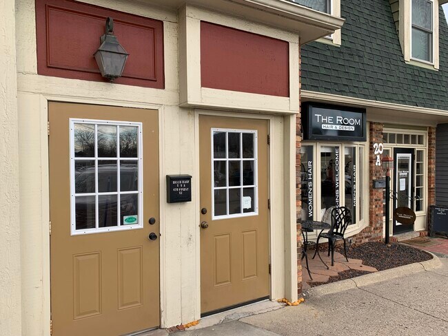 445 S Harvey St, Unit 20B in Plymouth, MI - Building Photo - Building Photo