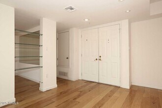 4200 N Miller Rd in Scottsdale, AZ - Building Photo - Building Photo