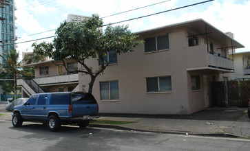 2329 Fern St in Honolulu, HI - Building Photo - Building Photo