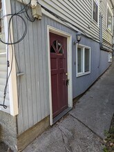 1547 Sturgus Ave S in Seattle, WA - Building Photo - Building Photo