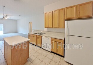 9240 Hawks Haven Ct in Jacksonville, FL - Building Photo - Building Photo