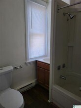 136 Bushkill St in Easton, PA - Building Photo - Building Photo