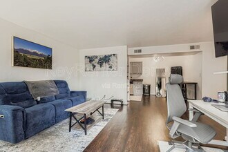 5300 Cherry Creek S Dr in Denver, CO - Building Photo - Building Photo