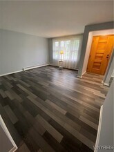 4867 N Bailey Ave in Buffalo, NY - Building Photo - Building Photo