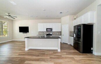 7609 Sunset Blvd in Rowlett, TX - Building Photo - Building Photo