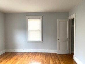 1083 Main St-Unit -1b in Waltham, MA - Building Photo - Building Photo