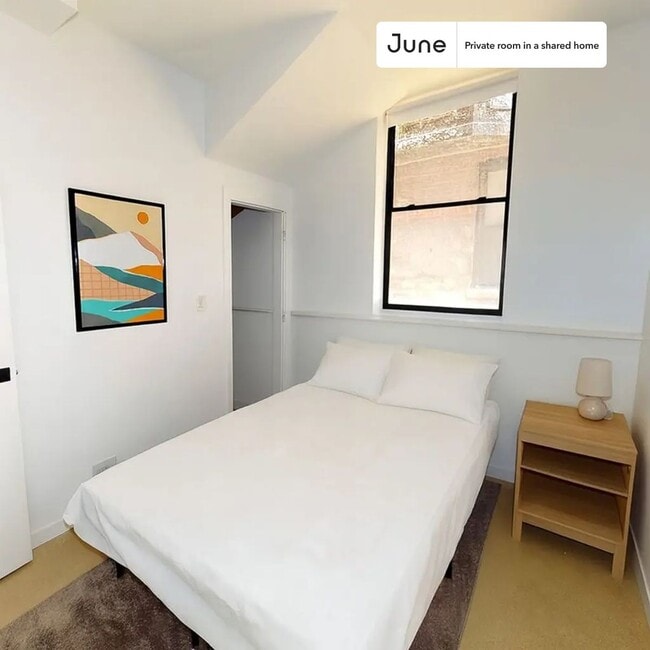 property at 2122 S Hoyne Ave