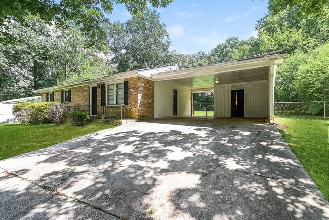 property at 3564 Briar Dr