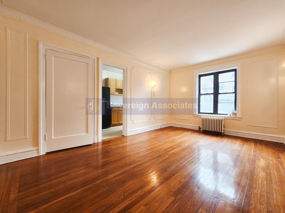 2 North St-Unit -A2 in Mount Vernon, NY - Building Photo