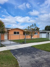 14535 SW 286th St in Homestead, FL - Foto de edificio - Building Photo