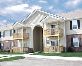 Brookfield Village Apartments in Grove City, OH - Building Photo - Building Photo