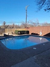 13217 Emily Rd in Dallas, TX - Building Photo - Building Photo