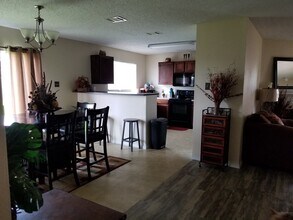 8103 Zephyr Ct in Arlington, TX - Building Photo - Building Photo