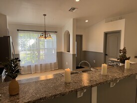 3618 NE 18th Pl in Cape Coral, FL - Building Photo