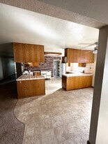 1743 Via Ventana in San Lorenzo, CA - Building Photo