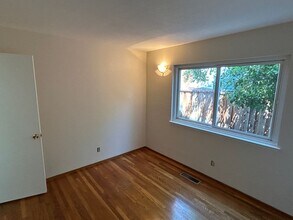 913 Reed Ave in Sunnyvale, CA - Building Photo - Building Photo